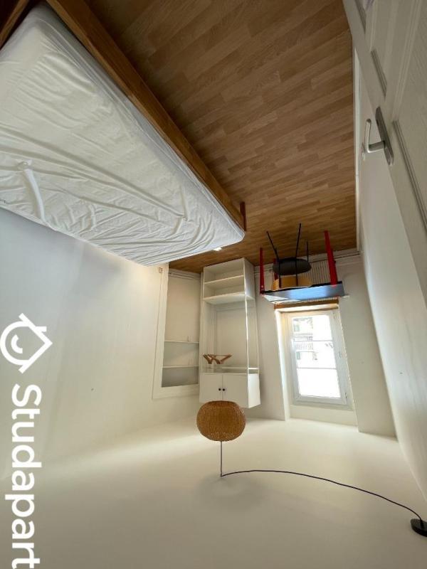 Chambre - 9 m² - 1 pièce