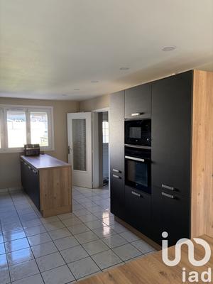 Maison - 141 m² - 5 pièces