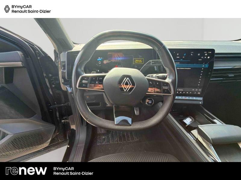 Renault Austral E-Tech hybrid 200 Iconic esprit Alpine