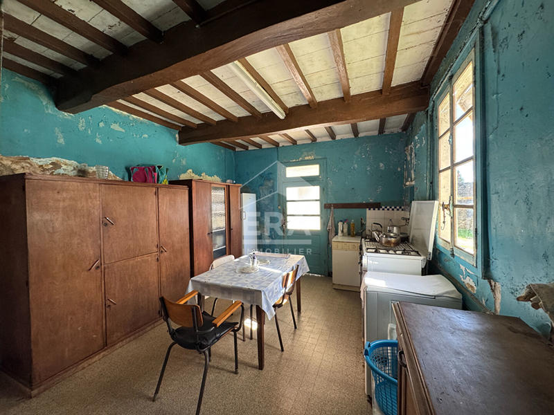 Maison - 230 m² - 8 pièces