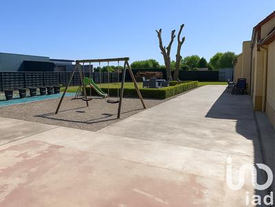 Maison - 186 m² - 10 pièces