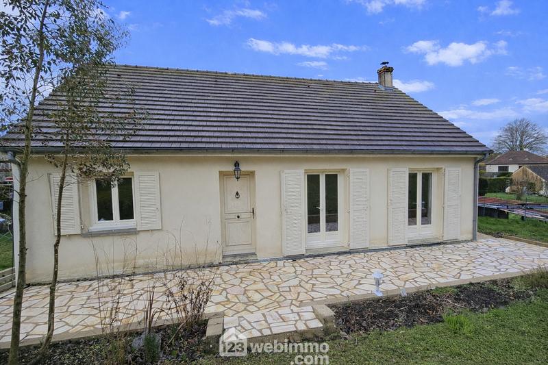 Maison - 90 m² - 4 pièces
