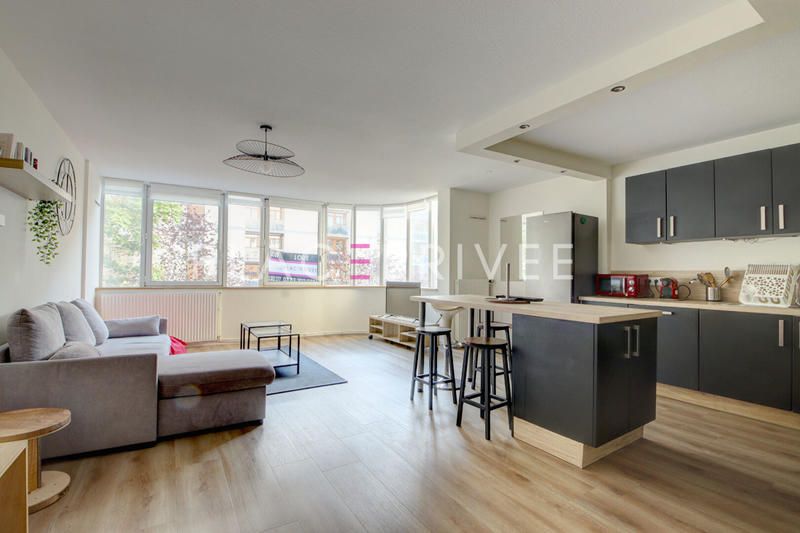 Appartement - 84 m² - 4 pièces