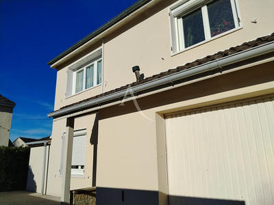 Maison - 100 m² - 5 pièces