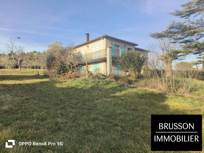 Immeuble - 5 956 m²