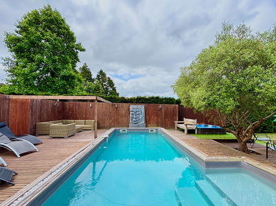 Villa - 400 m² - 12 pièces