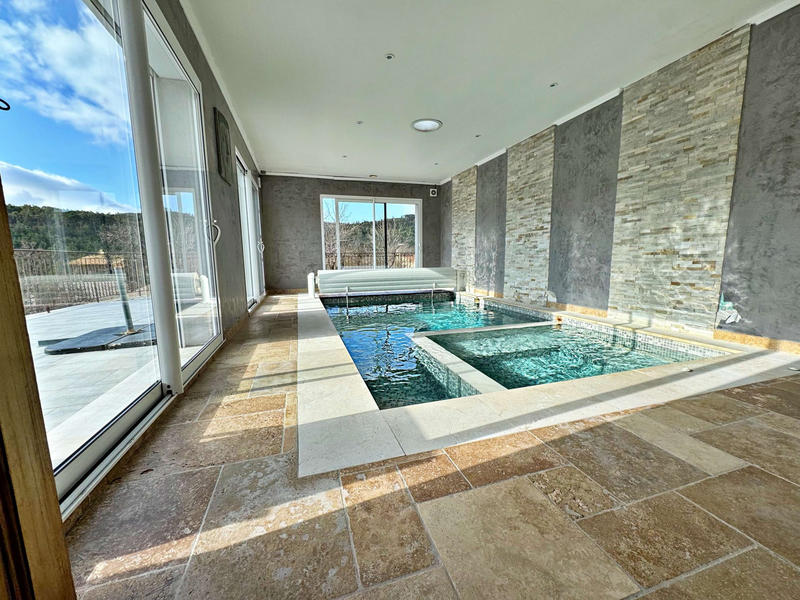 Villa - 173 m² - 6 pièces