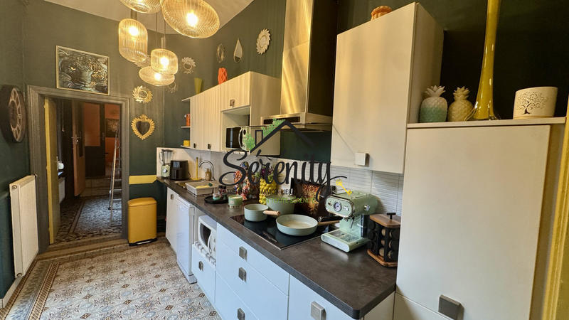 Maison - 209 m² - 10 pièces