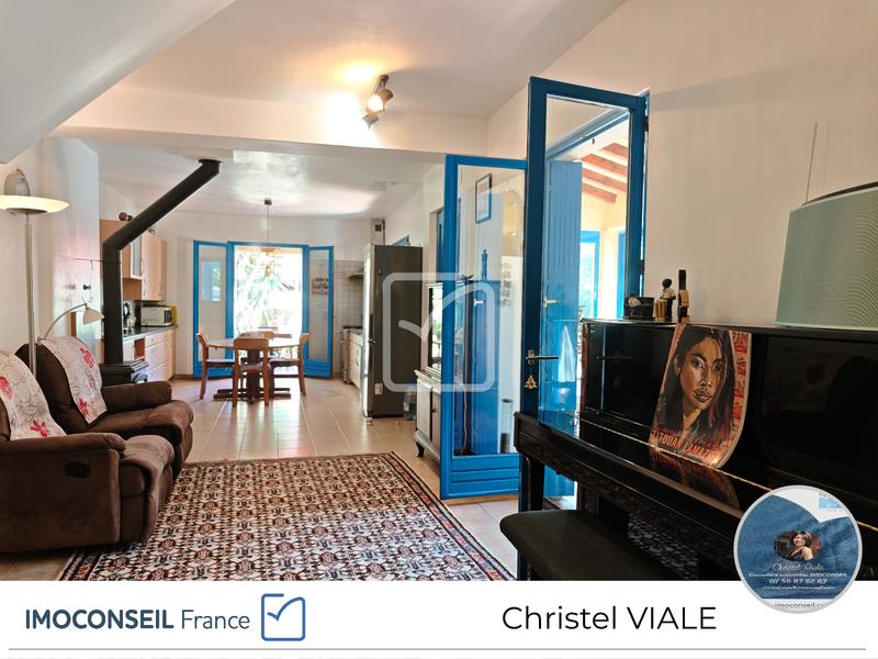 Propriété - 215 m² - 9 pièces