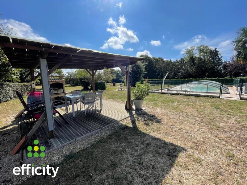 Maison - 169 m² - 9 pièces