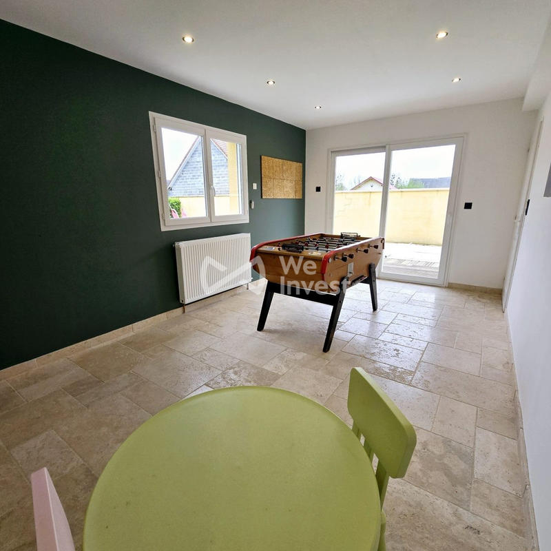 Maison - 200 m² - 8 pièces