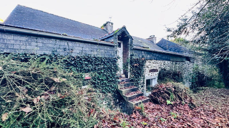 Maison - 140 m² - 8 pièces