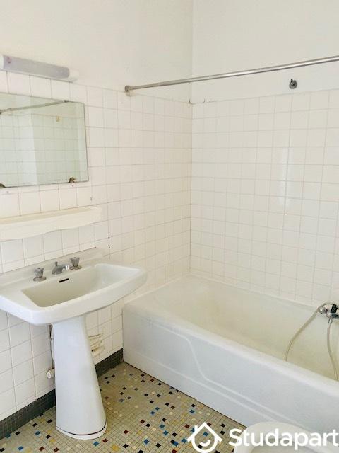 Chambre - 12 m² - 1 pièce