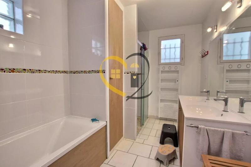 Maison de village - 155 m² - 5 pièces