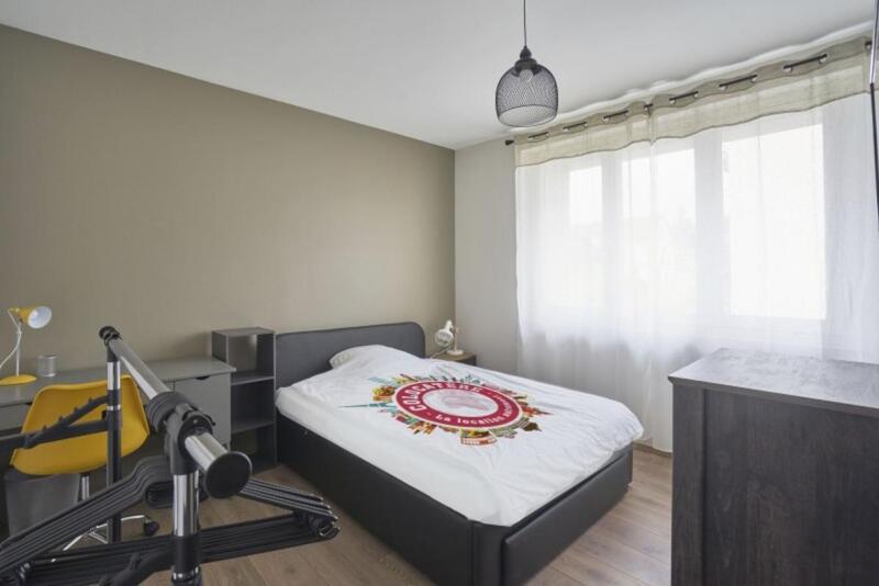 Appartement - 83 m² - 5 pièces