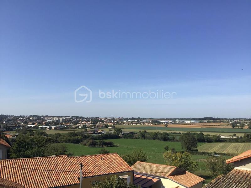 Maison en pierre - 189 m² - 8 pièces