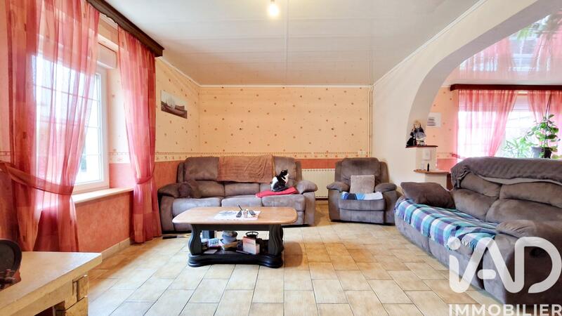 Maison - 180 m² - 5 pièces