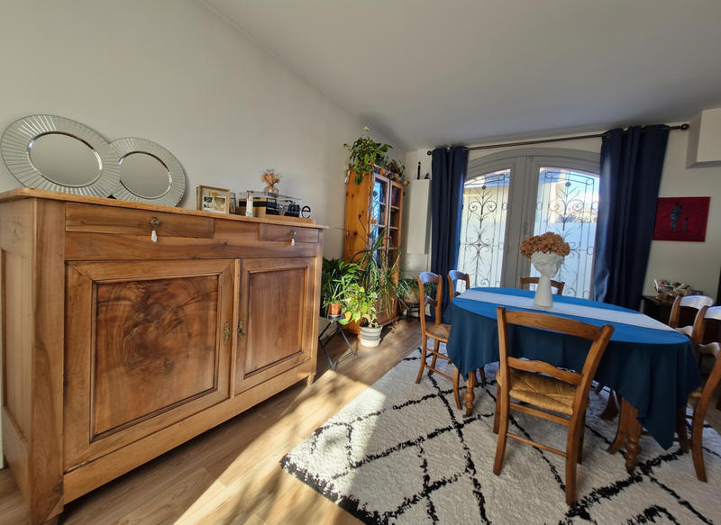 Appartement - 81 m² - 3 pièces