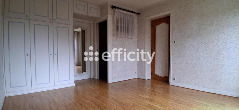 Maison - 130 m² - 7 pièces