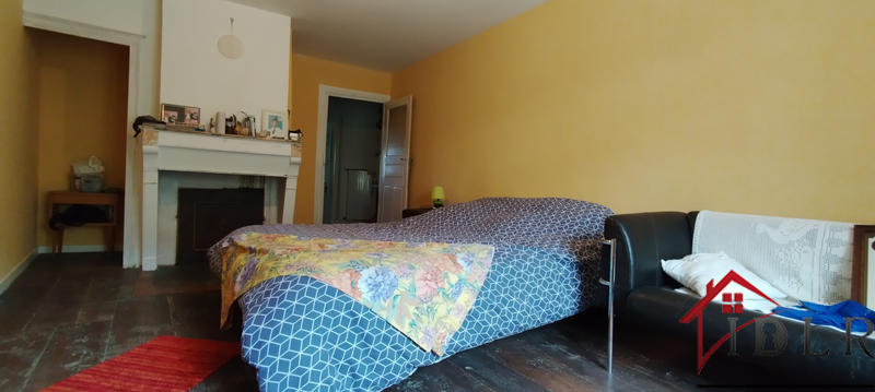 Maison - 220 m² - 7 pièces