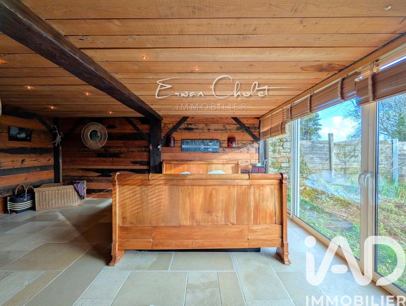 Maison - 246 m² - 7 pièces