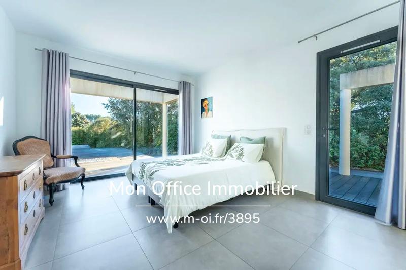 Villa - 212 m² - 7 pièces