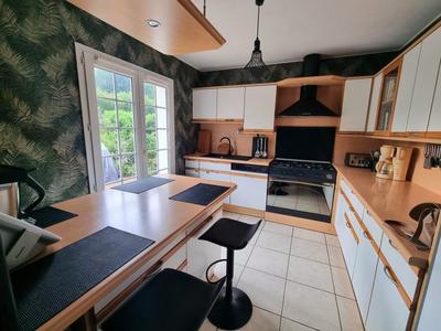 Maison - 212 m² - 6 pièces