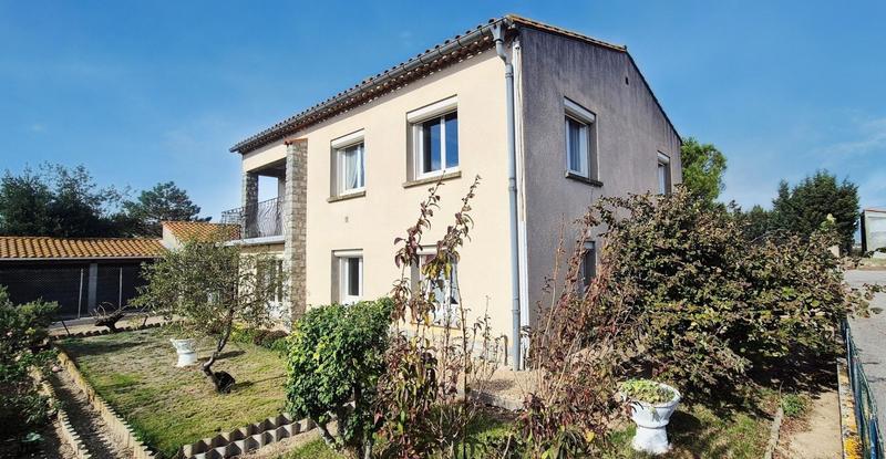 Maison - 184 m² - 7 pièces