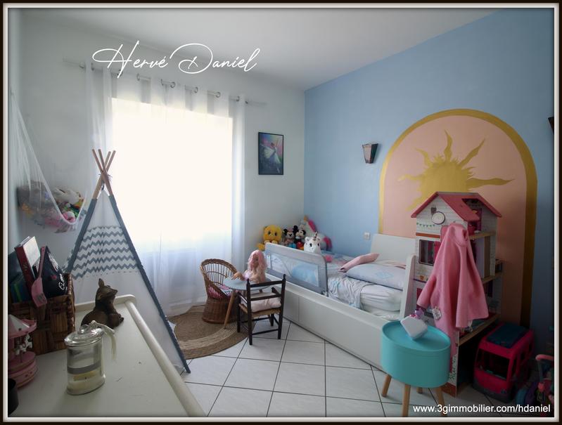 Maison en pierre - 181 m² - 7 pièces