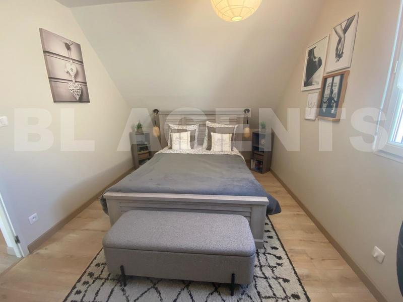 Pavillon - 99 m² - 5 pièces