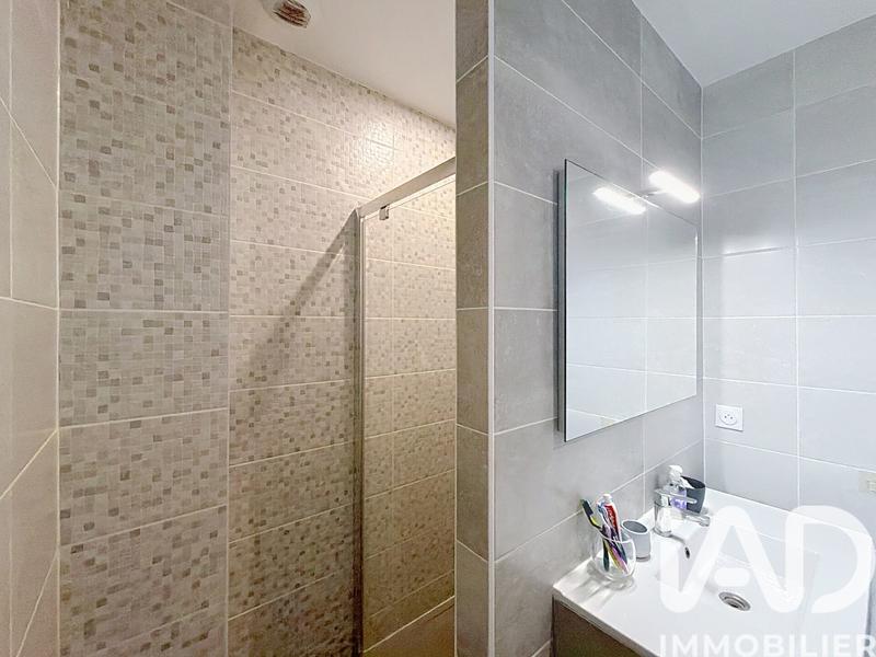 Maison - 92 m² - 5 pièces