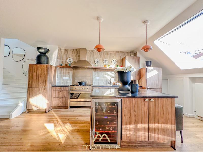 Duplex - 137 m² - 2 pièces