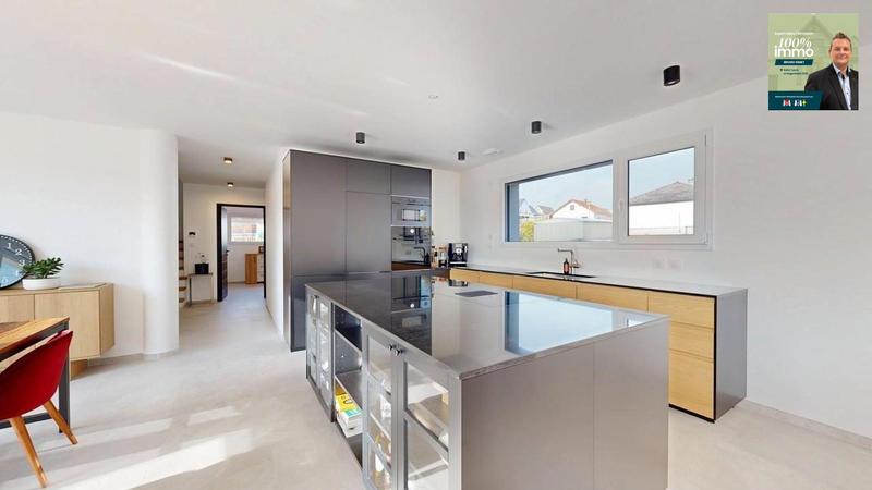 Maison - 170 m² - 6 pièces