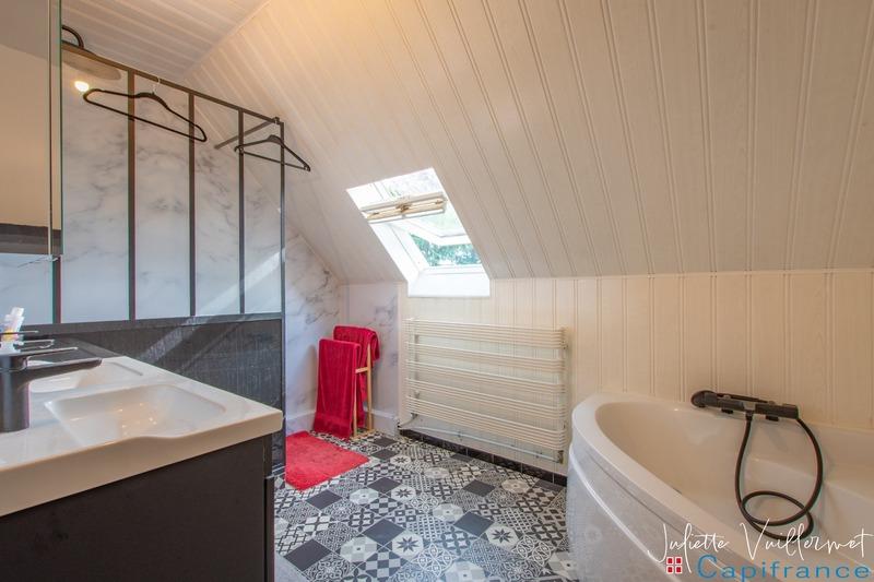 Maison - 113 m² - 4 pièces