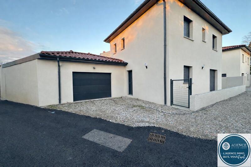 Maison - 105 m² - 4 pièces