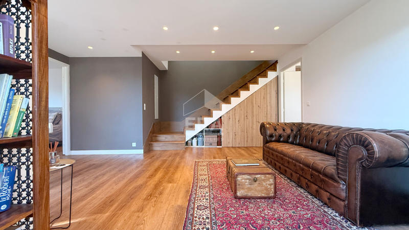 Maison - 144 m² - 5 pièces