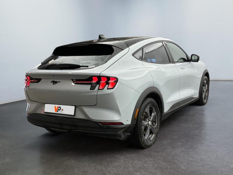 Ford Mustang Mach-E Standard Range 76 kWh 269 ch