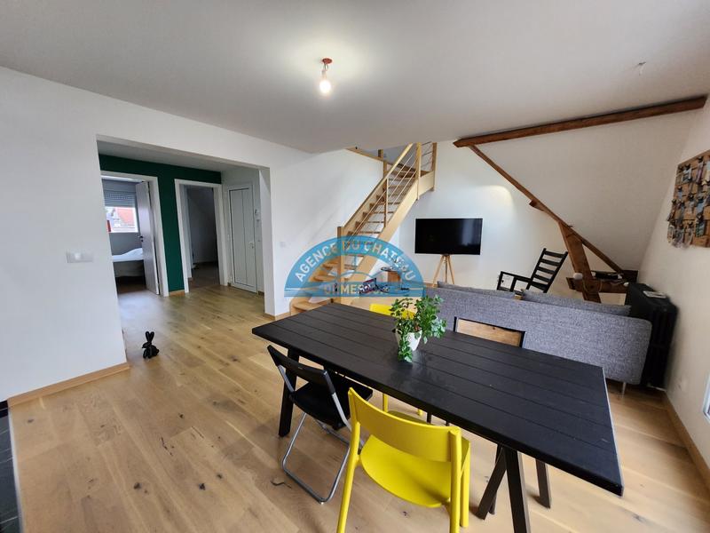 Maison - 253 m² - 11 pièces