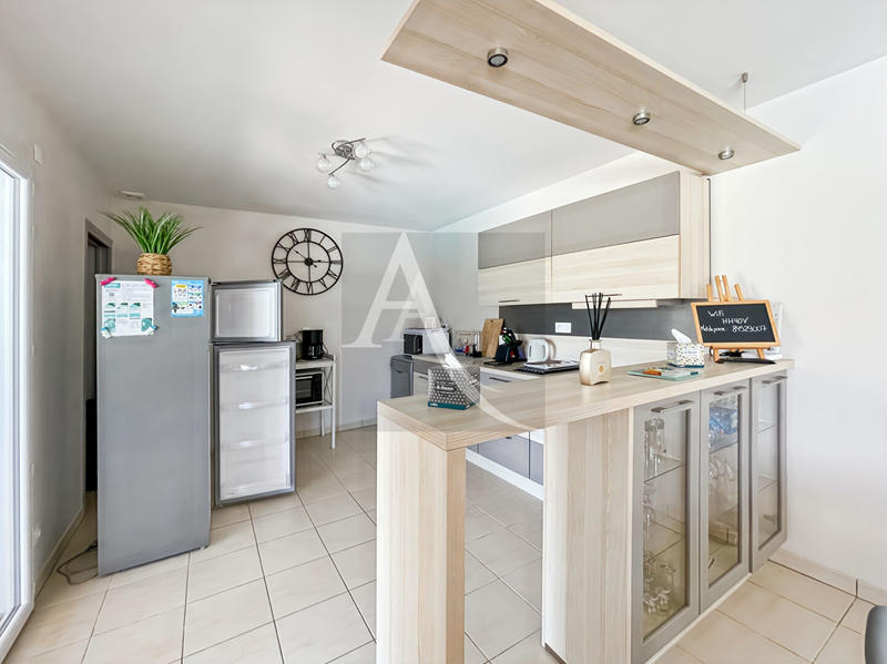 Maison - 240 m² - 12 pièces