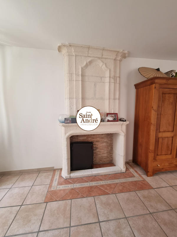 Maison - 294 m² - 8 pièces