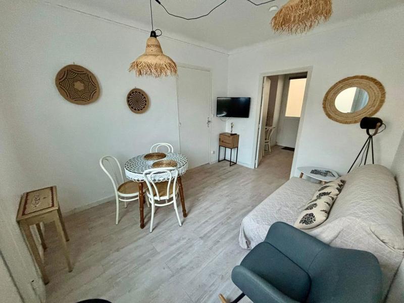 Immeuble - 110 m² - 6 pièces