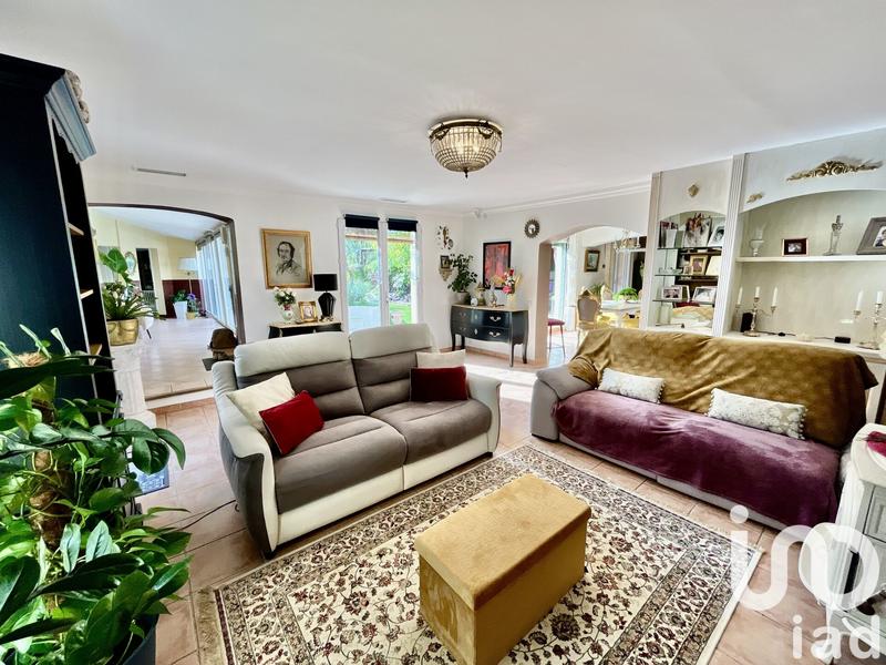 Maison - 200 m² - 6 pièces