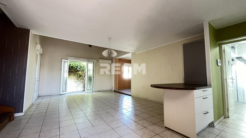 Maison - 104 m² - 5 pièces