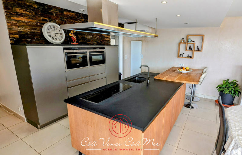 Maison - 168 m² - 6 pièces