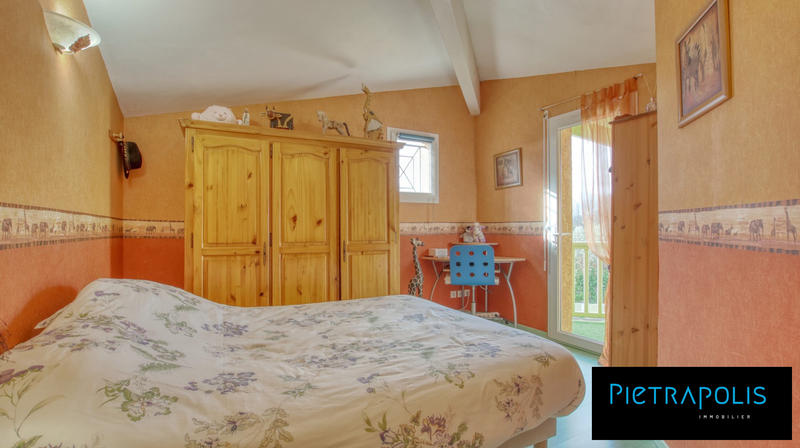 Maison - 130 m² - 5 pièces