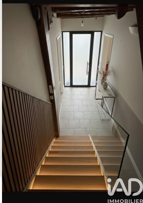 Maison - 93 m² - 4 pièces