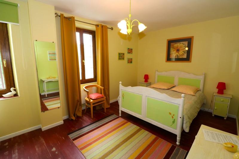 Propriété - 480 m² - 18 pièces