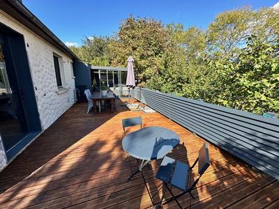 Maison traditionnelle - 90 m² - 4 pièces