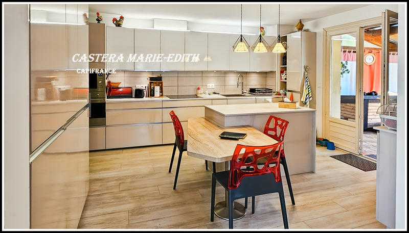 Maison - 139 m² - 5 pièces