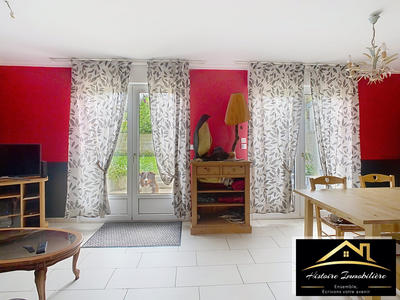 Maison - 104 m² - 7 pièces